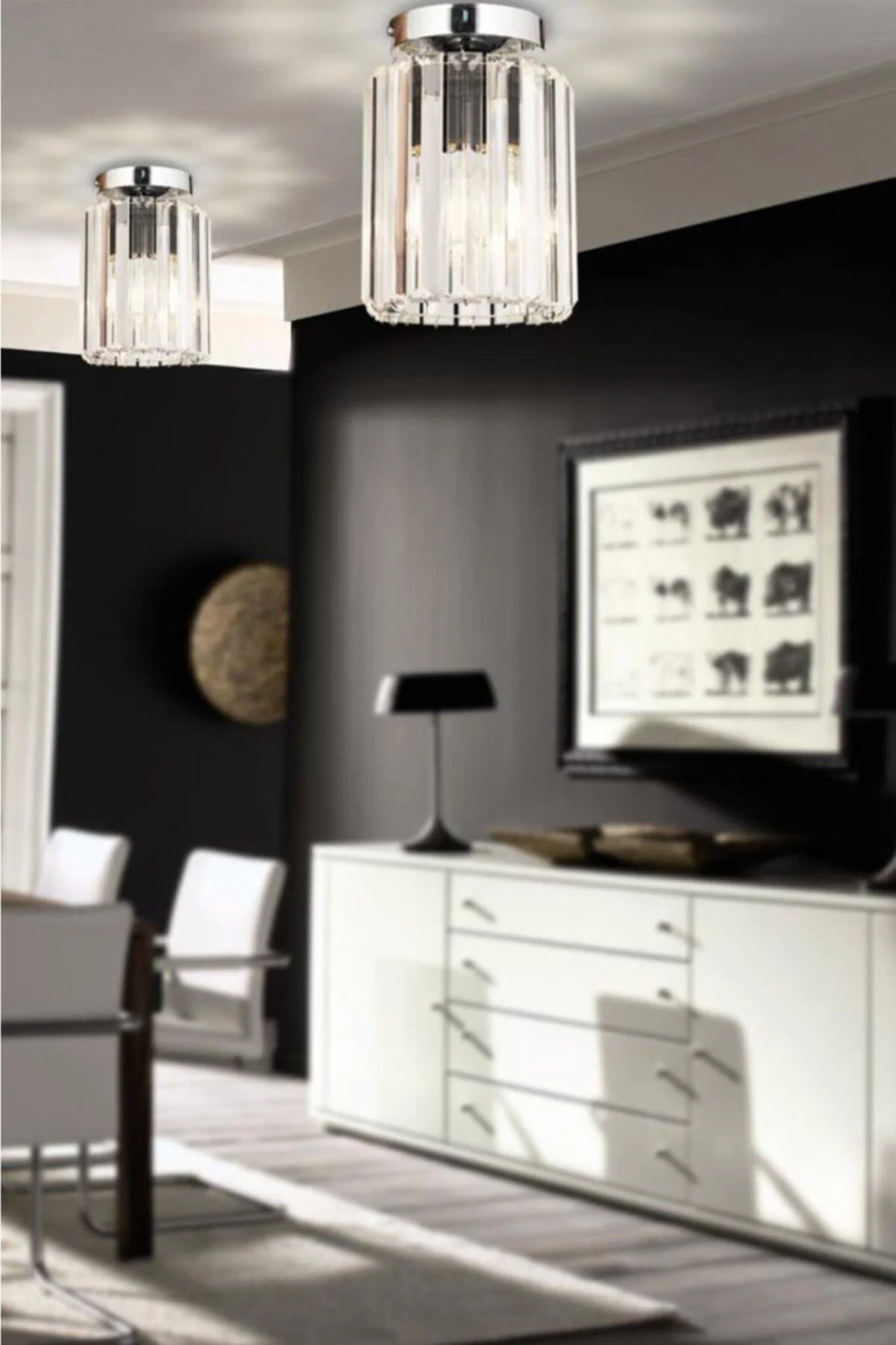 Sleek black ceiling chandelier with E27 socket and adjustable cable