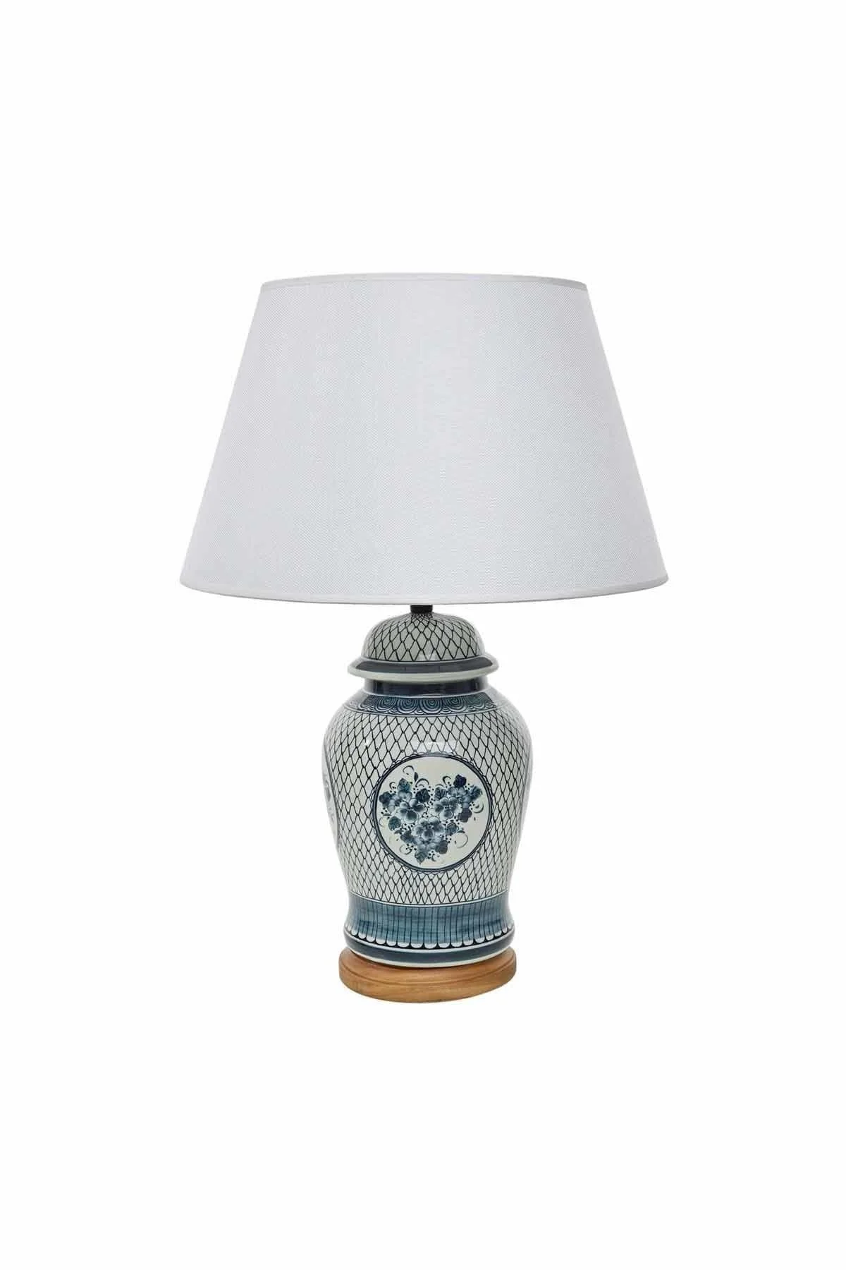 Porcelain lampshade for table and floor lamps