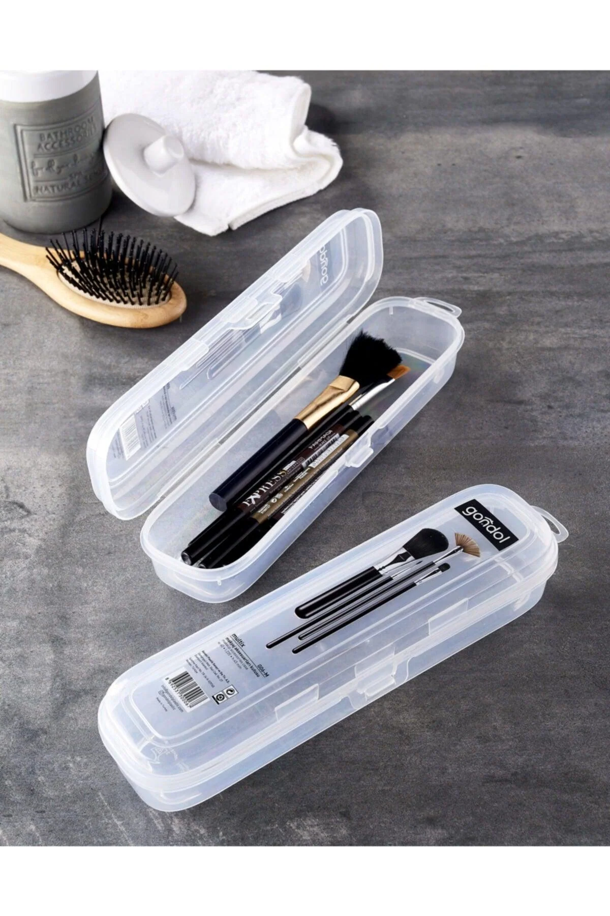 Portable makeup storage box with BPA-free lining