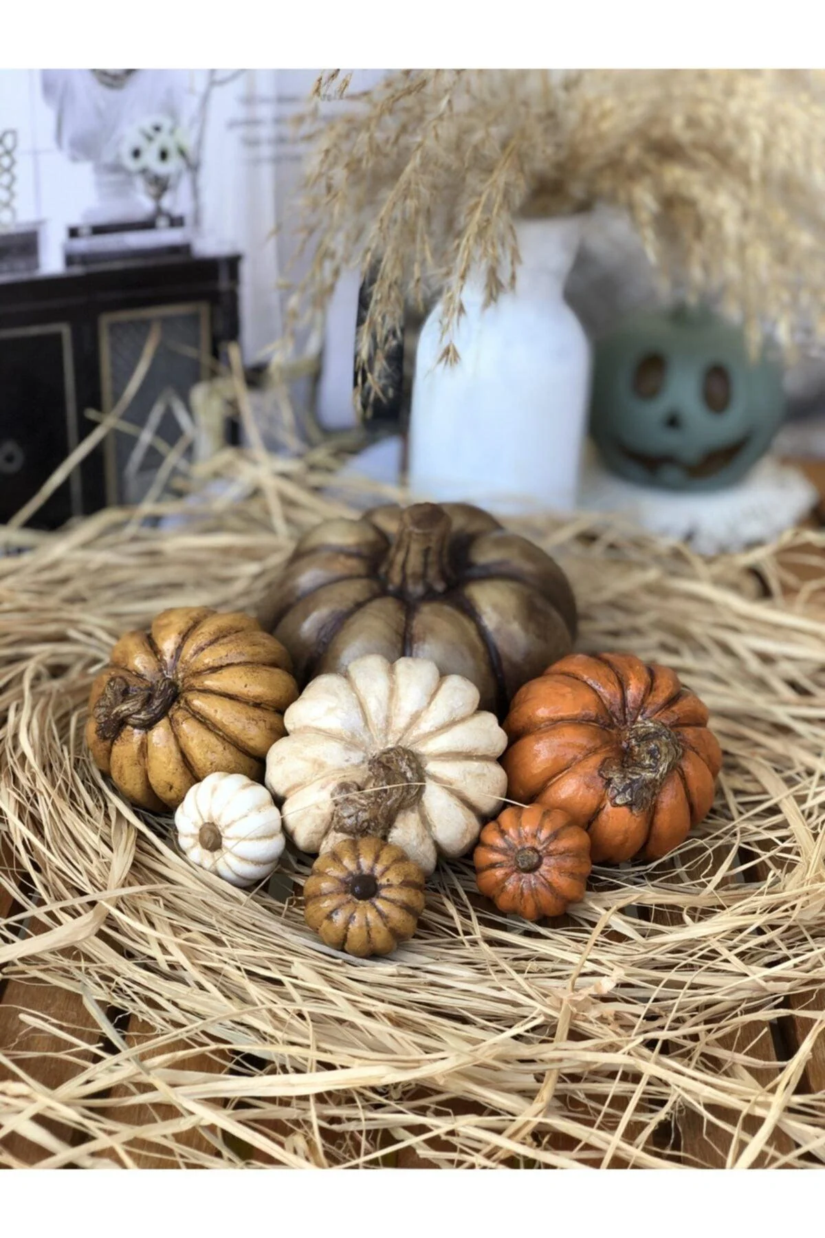 Set of 6 decorative ceramic pumpkins, medium and small sizes