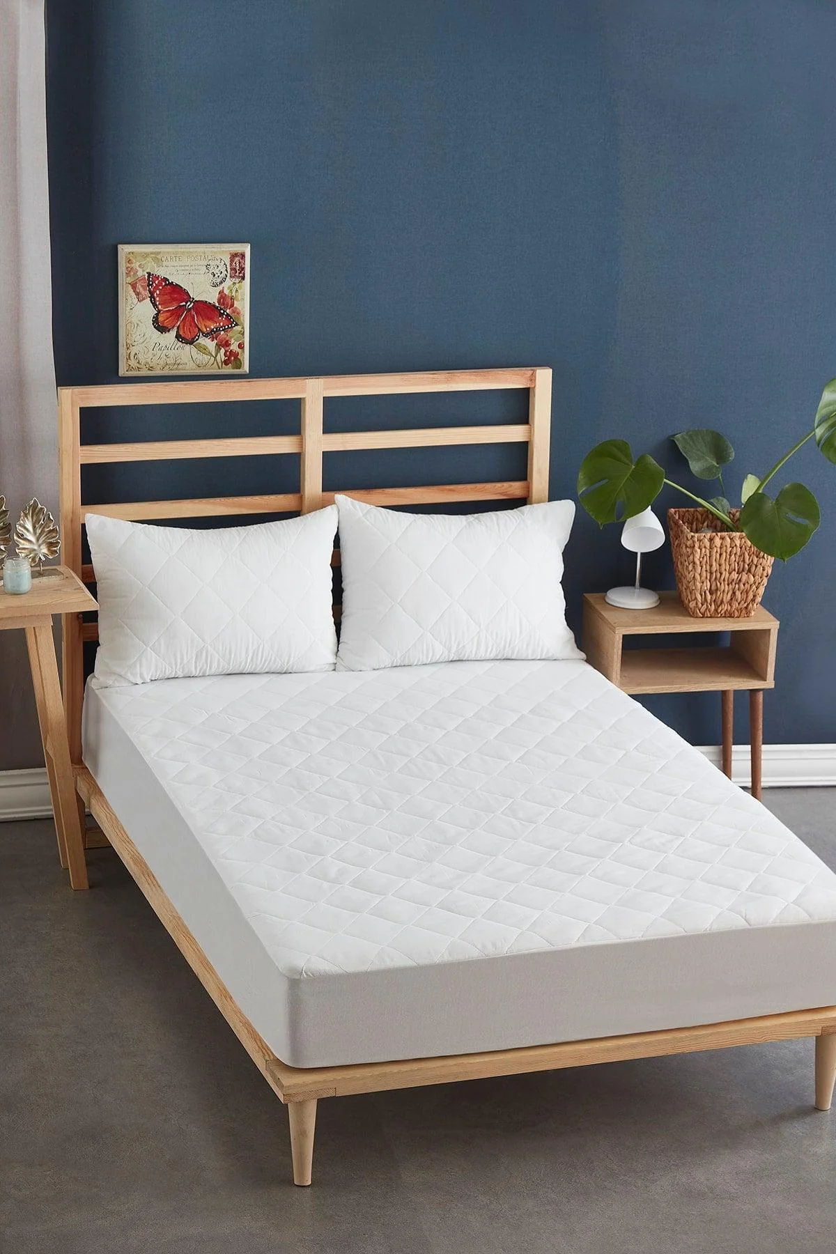 Quilted Fitted Mattress Protector - Flexible Fit for Single Bed