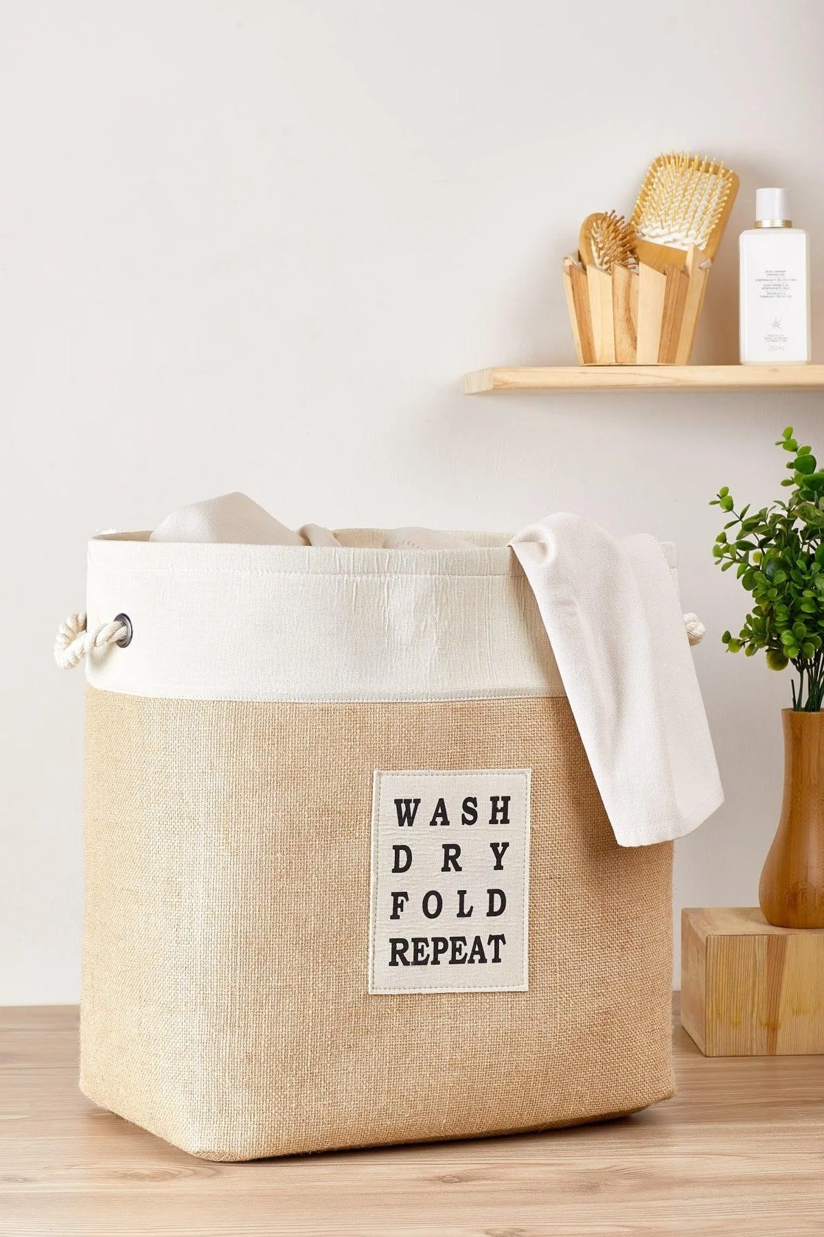 Cream striped jute laundry basket 39 x 27 x 44 cm