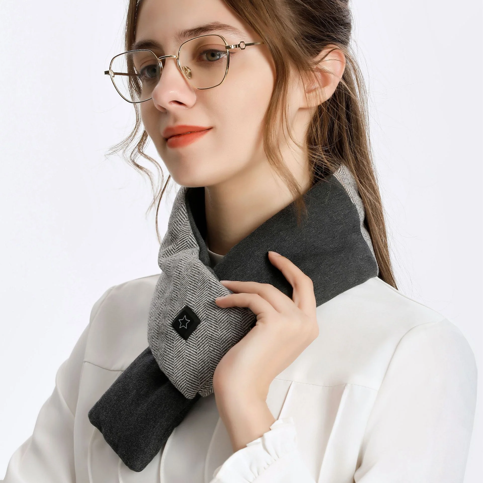 Relax with Warmth: Smart Heat Shawl
