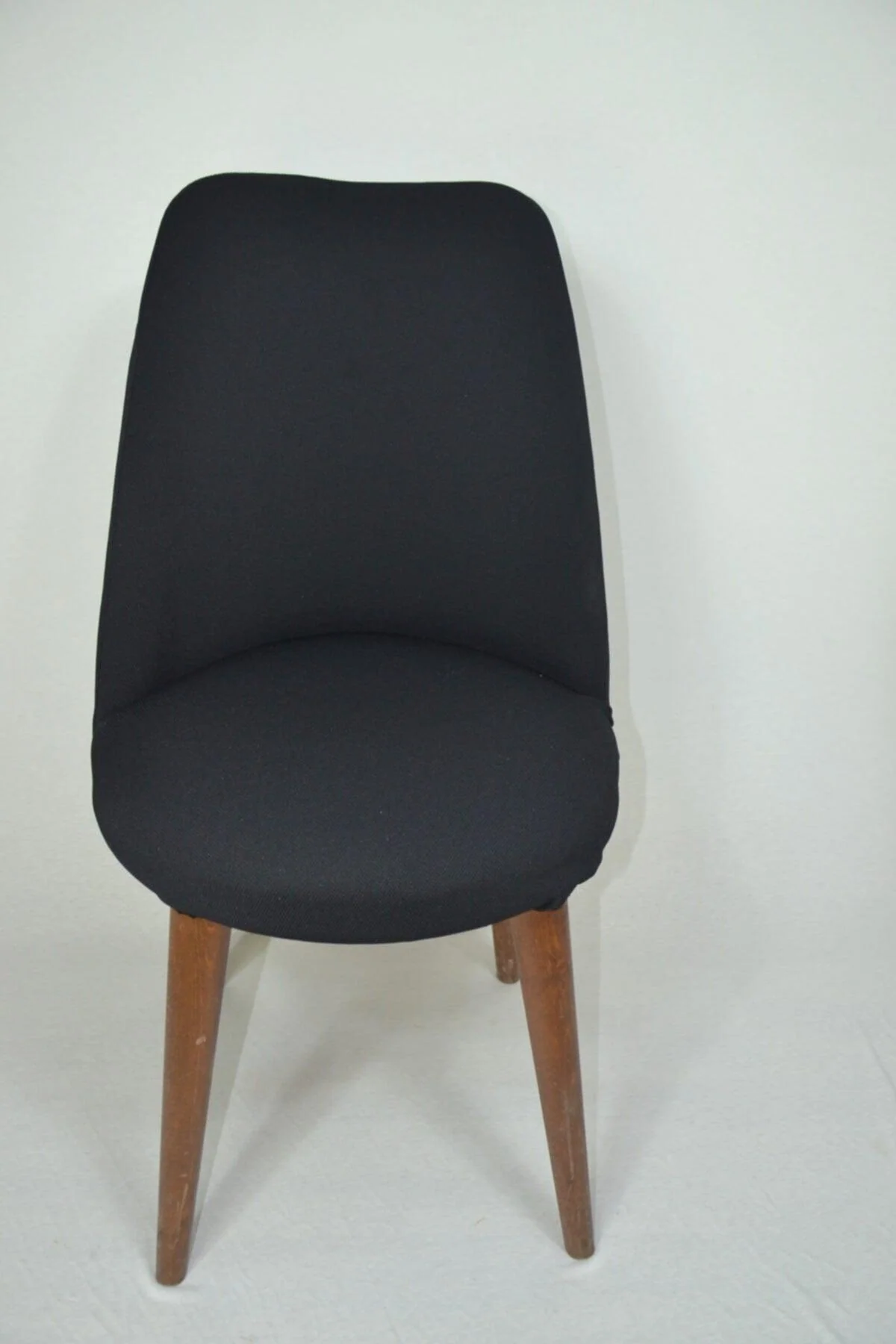 Stretchable chair cover in bamboo and lycra fabric