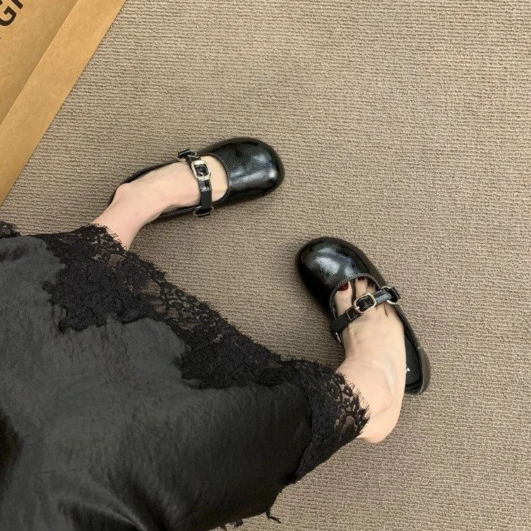 Retro Chic Flats
