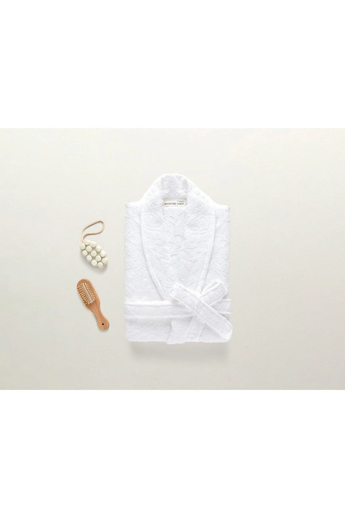 White 100% cotton women's bathrobe with high absorbency