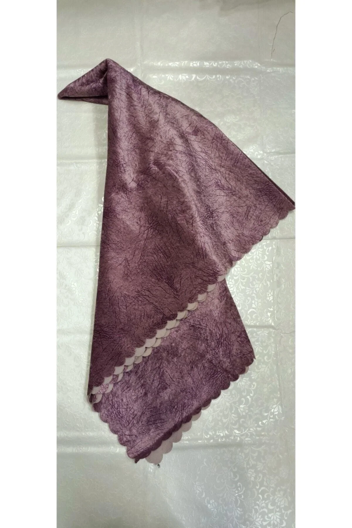 Lilac Spongy Sofa Seat Cover, Easy to Clean, Versatile Fit