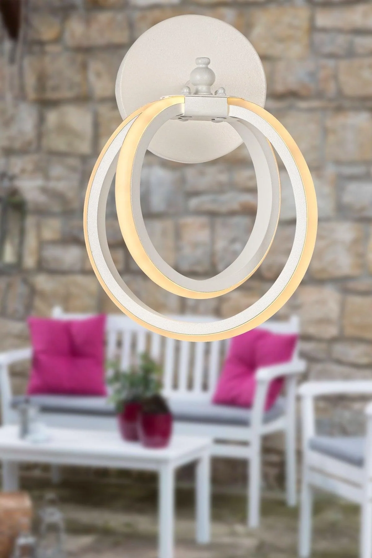 18.5 cm white aluminum LED wall sconce with daylight color