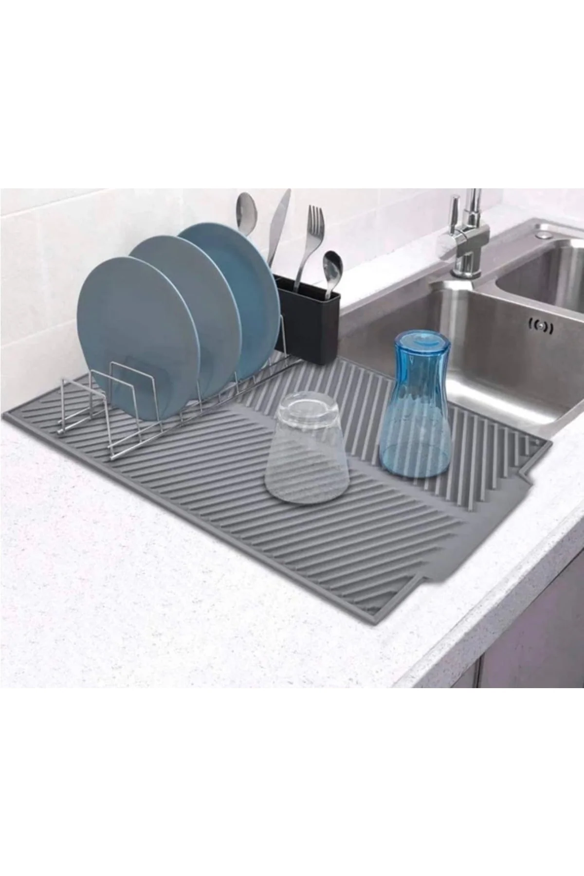 Large silicone dish drying mat 44 x 33 cm with ribbed drainage design