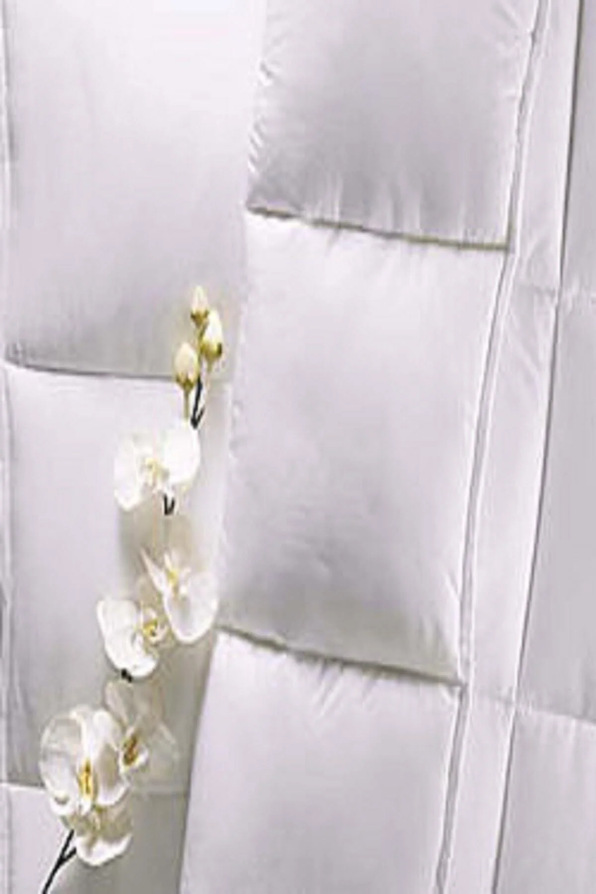 Single microfiber quilt in 155x215cm with antibacterial filling