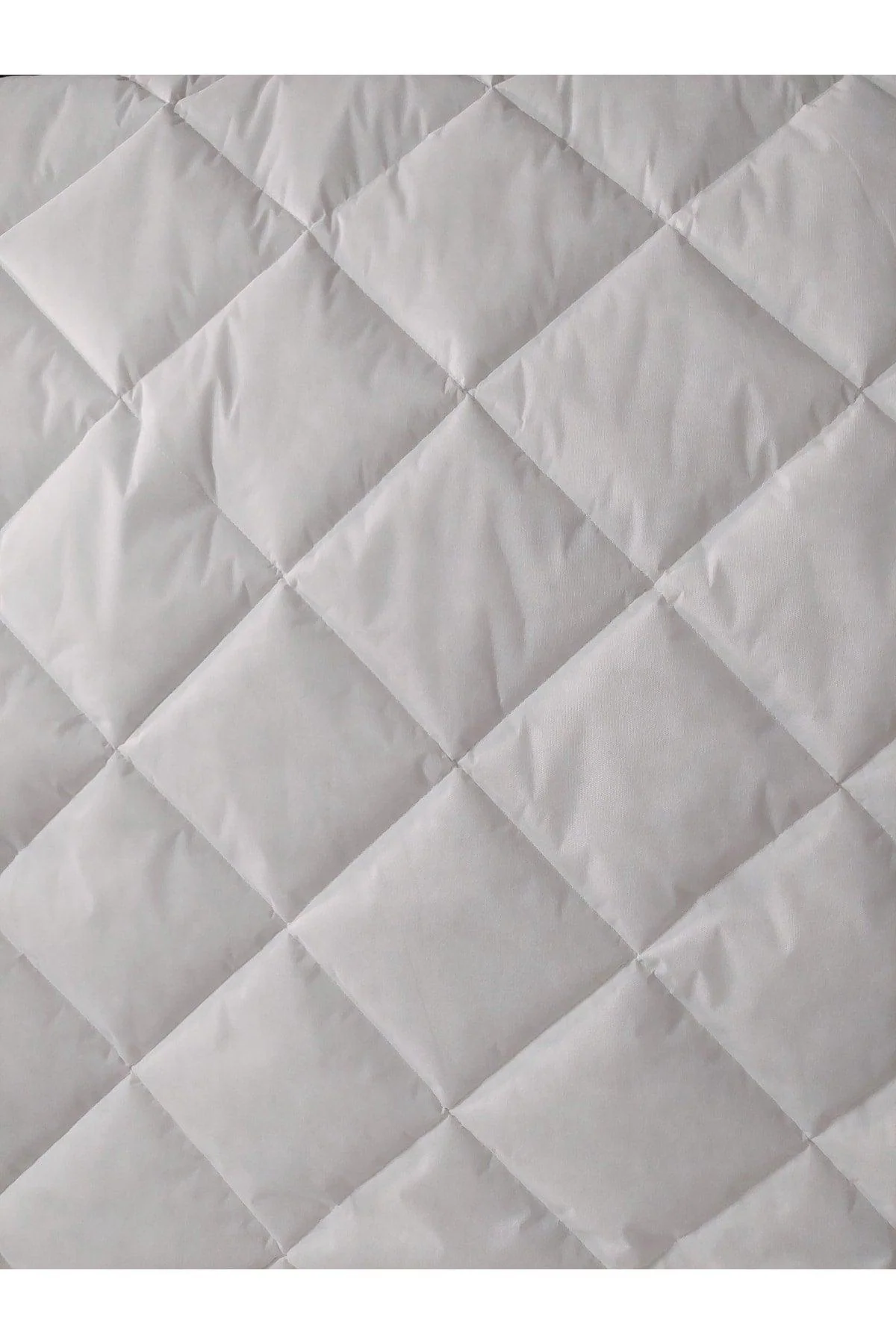 Single winter duvet with soft warmth and breathable cotton filling