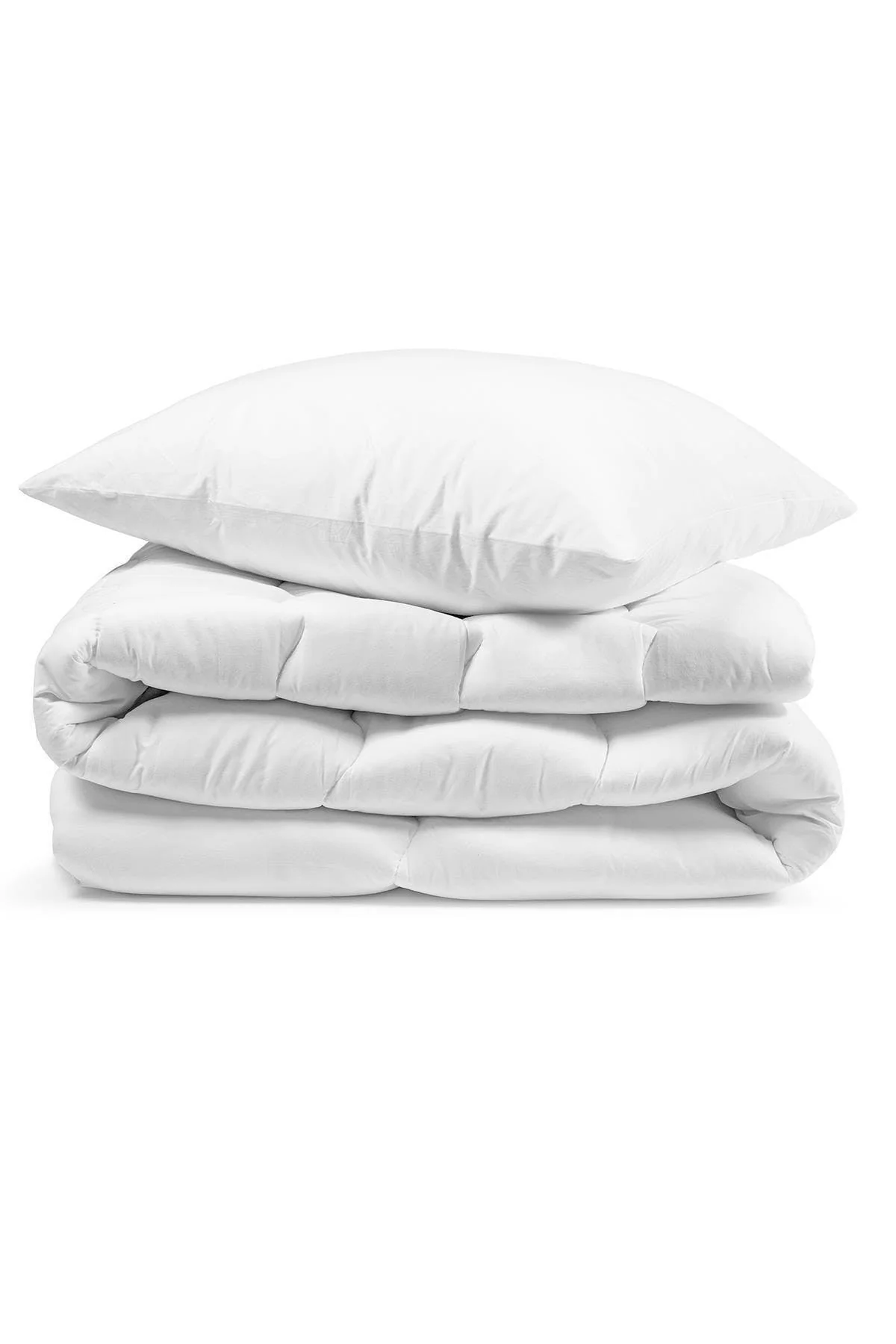 Microfiber quilt and pillow set with antibacterial properties