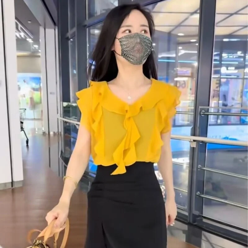 Slimming V-neck Tops