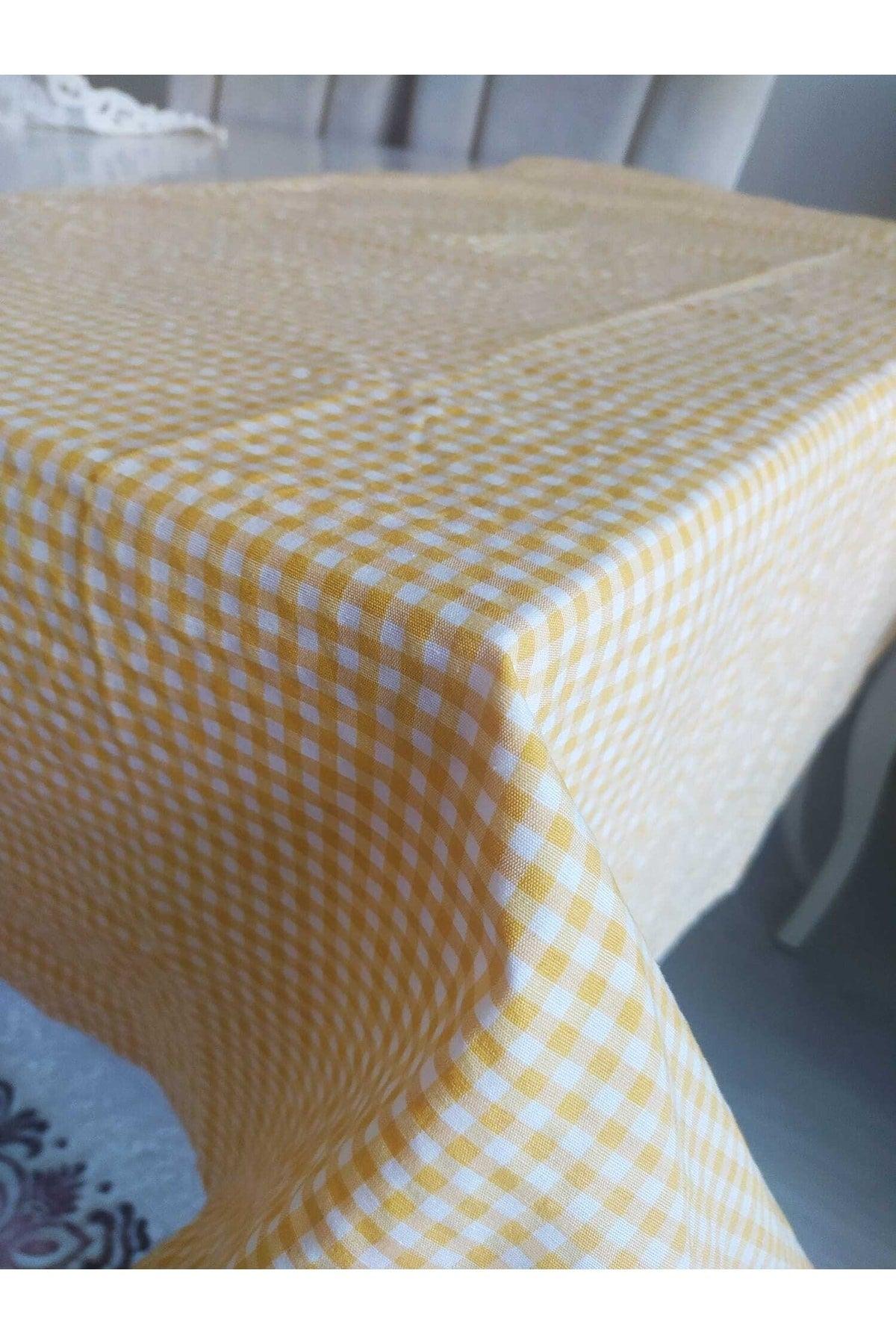 Gingham patterned tablecloth 50x50cm square
