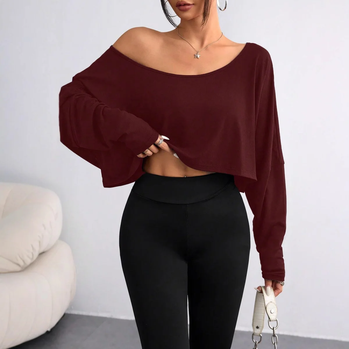 Solid Color Shoulder Long Sleeve Loose-fitting Cropped Top