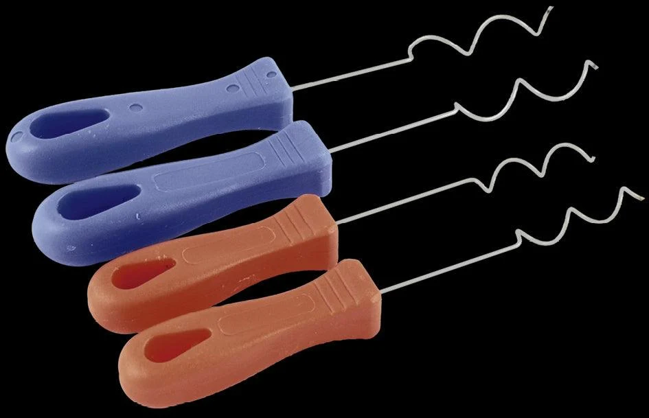 Non-destructive spiral door opener set for double-stitched doors