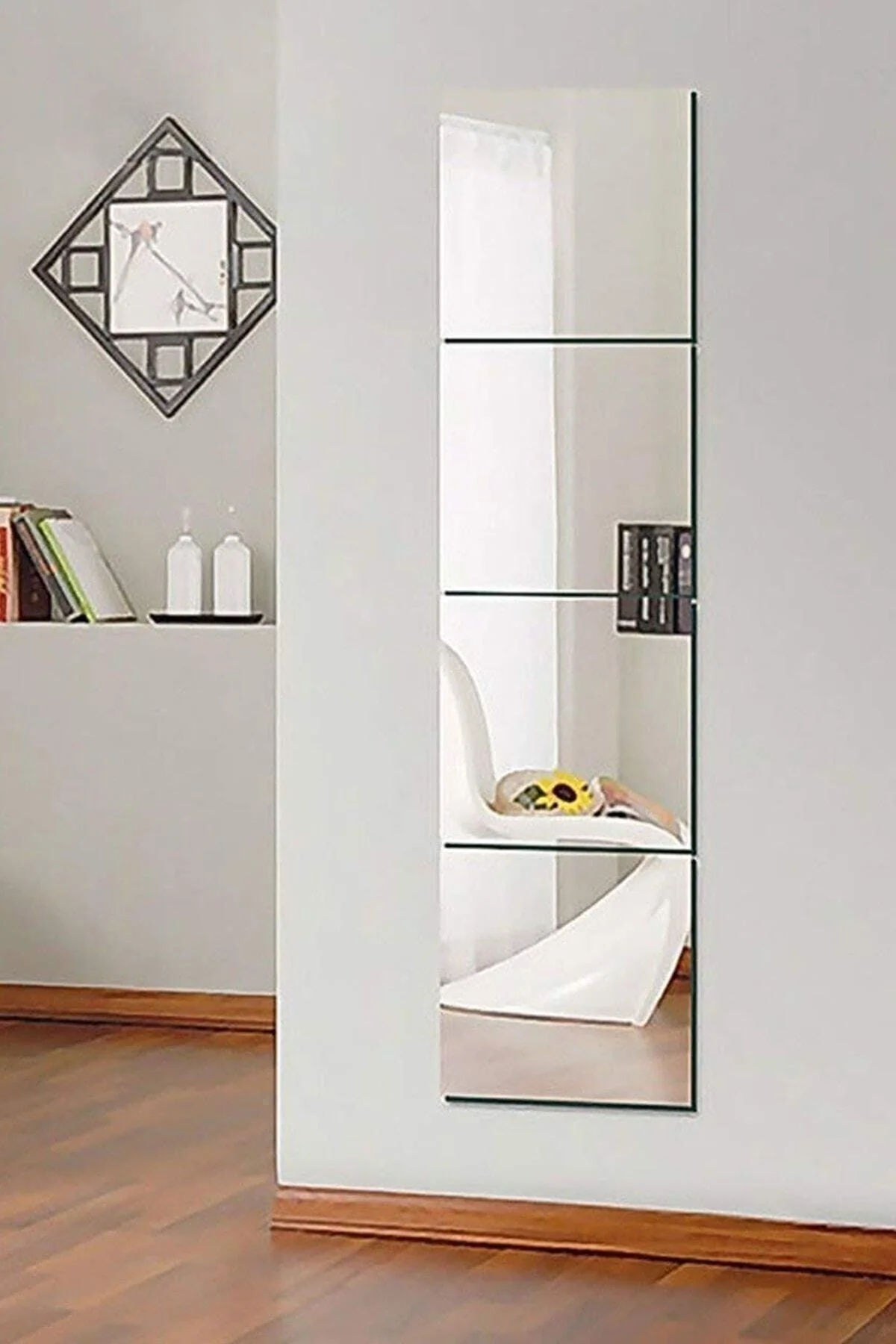 Four‑Piece Set of 30 cm Square Glass Mirrors with Edge‑Ground Finish