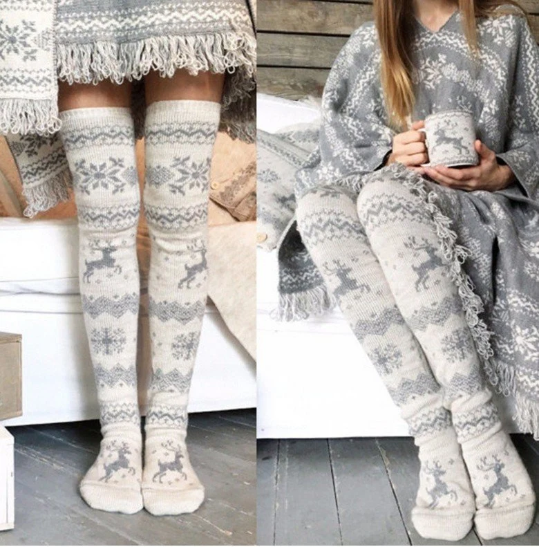 Stay Cozy this Winter: Oversized Moose Socks