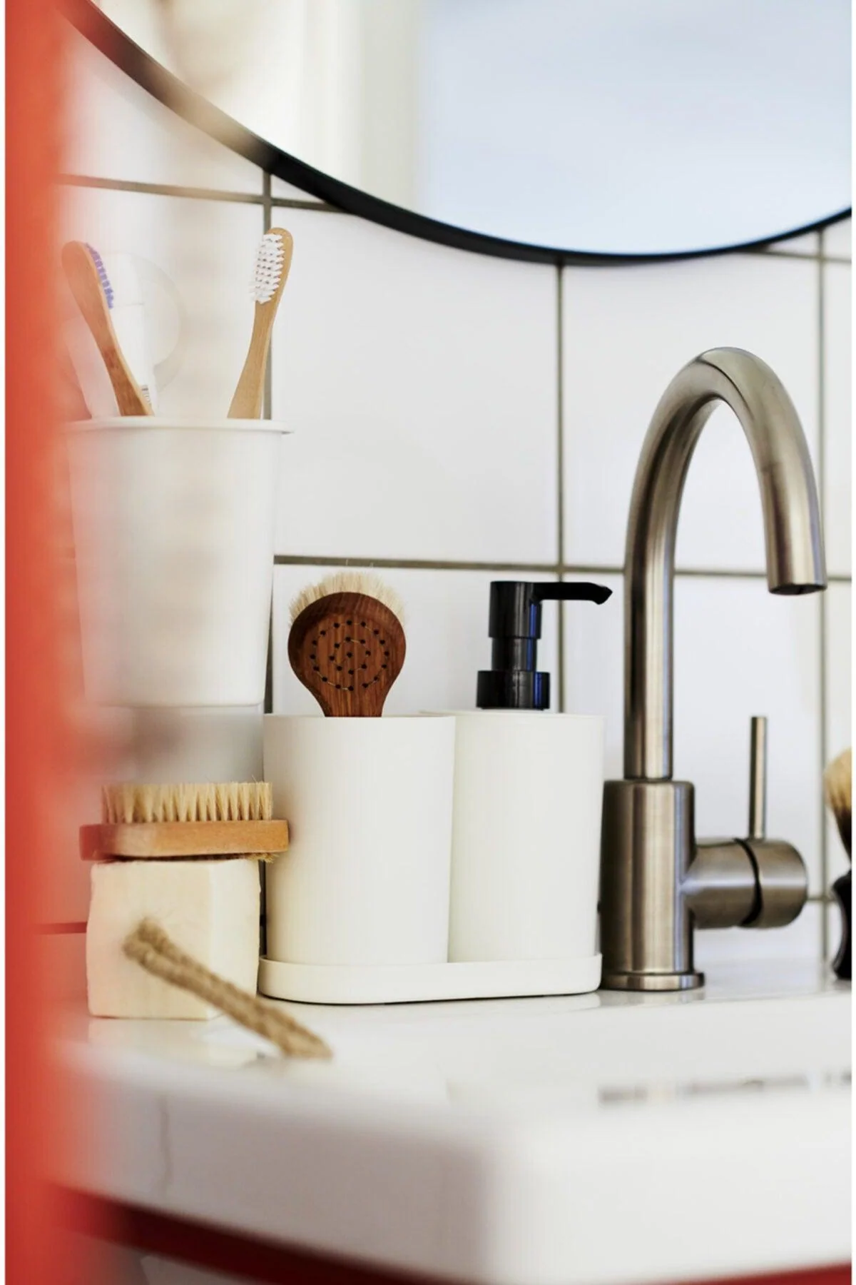 3-piece white polypropylene bathroom set with soap dispenser and toothbrush holder