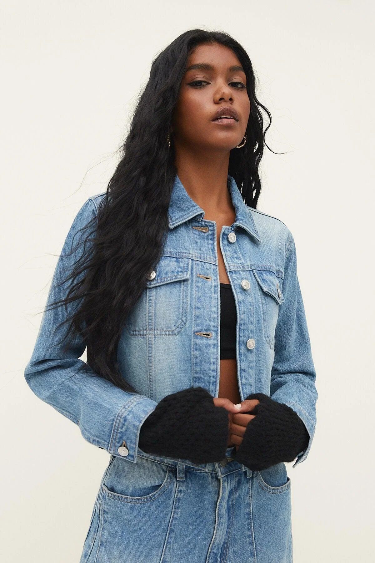 Stretch denim jacket with collar and front button closure
