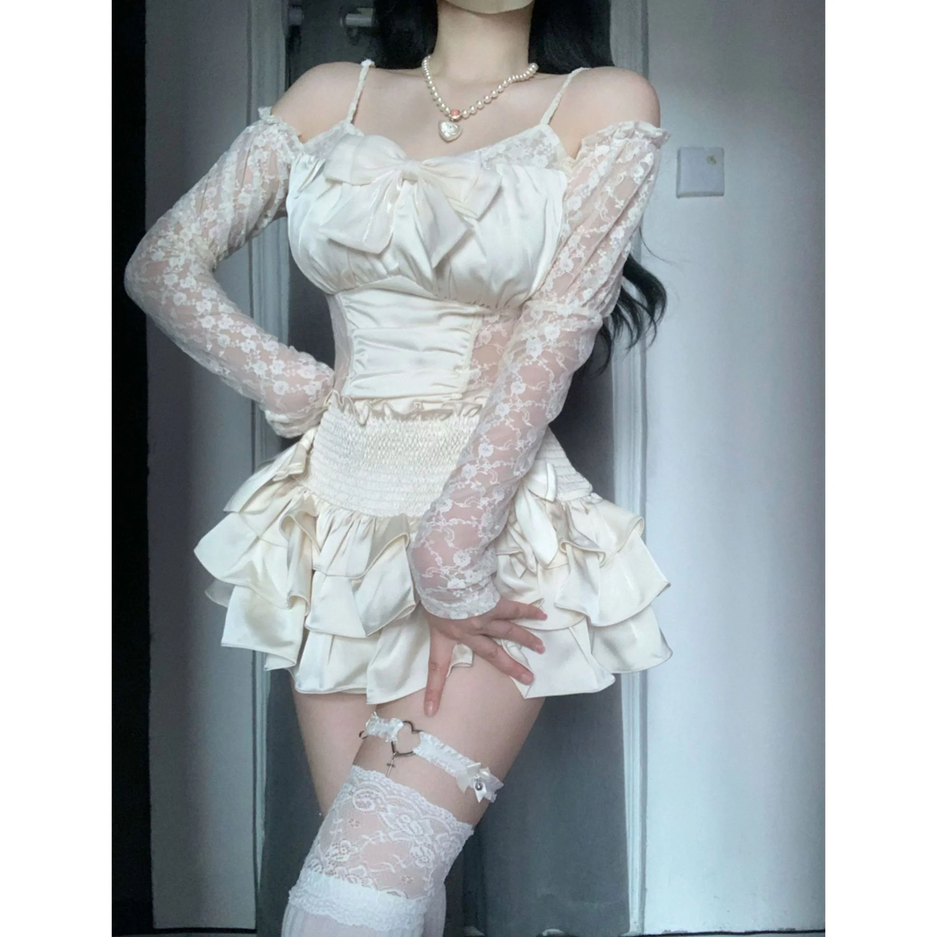 Stylish Bow Front Sling Top