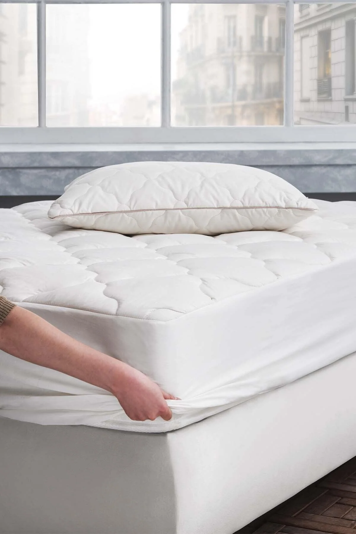 Superwashed wool mattress protector 120x200 cm