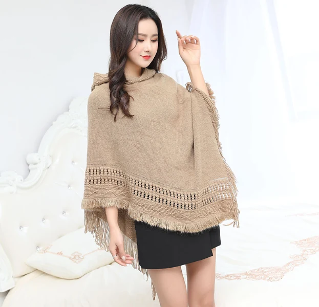 Warm Tassel Shawl Cloak