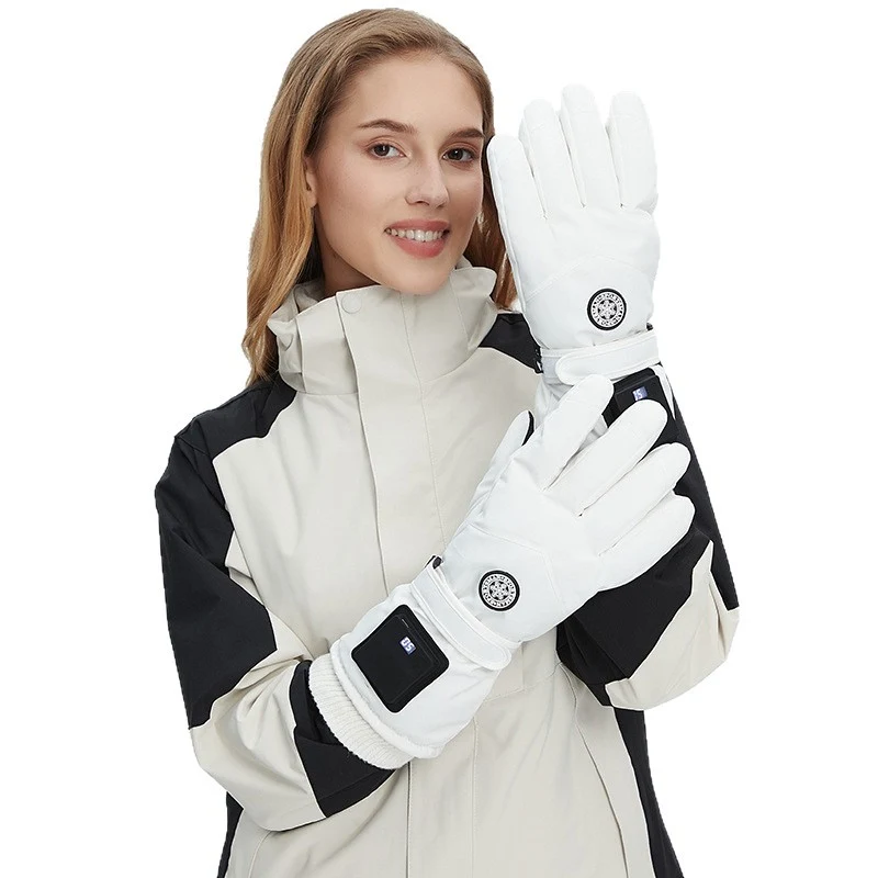 Warmth in Your Hands: Heated Skiing Gloves