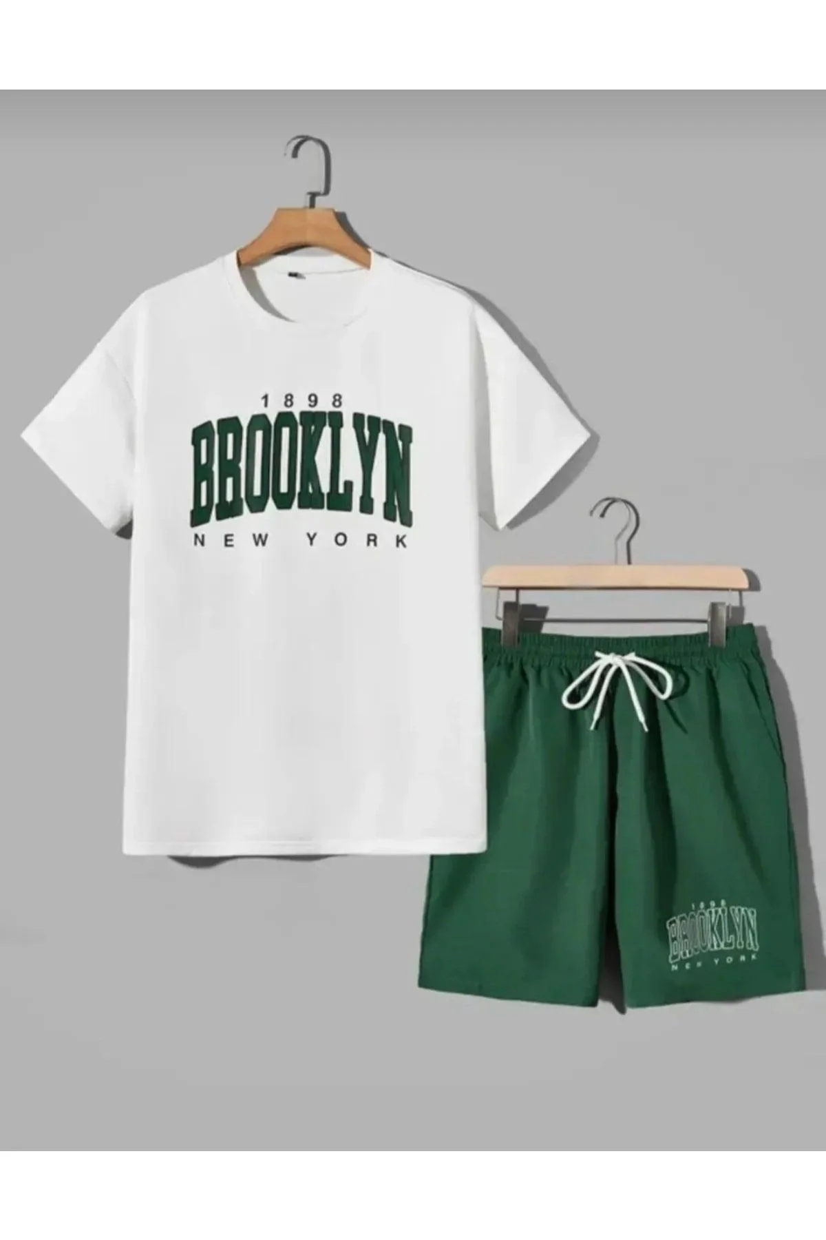 Oversized Printed T-Shirt and Shorts Set in White for Casual Style
