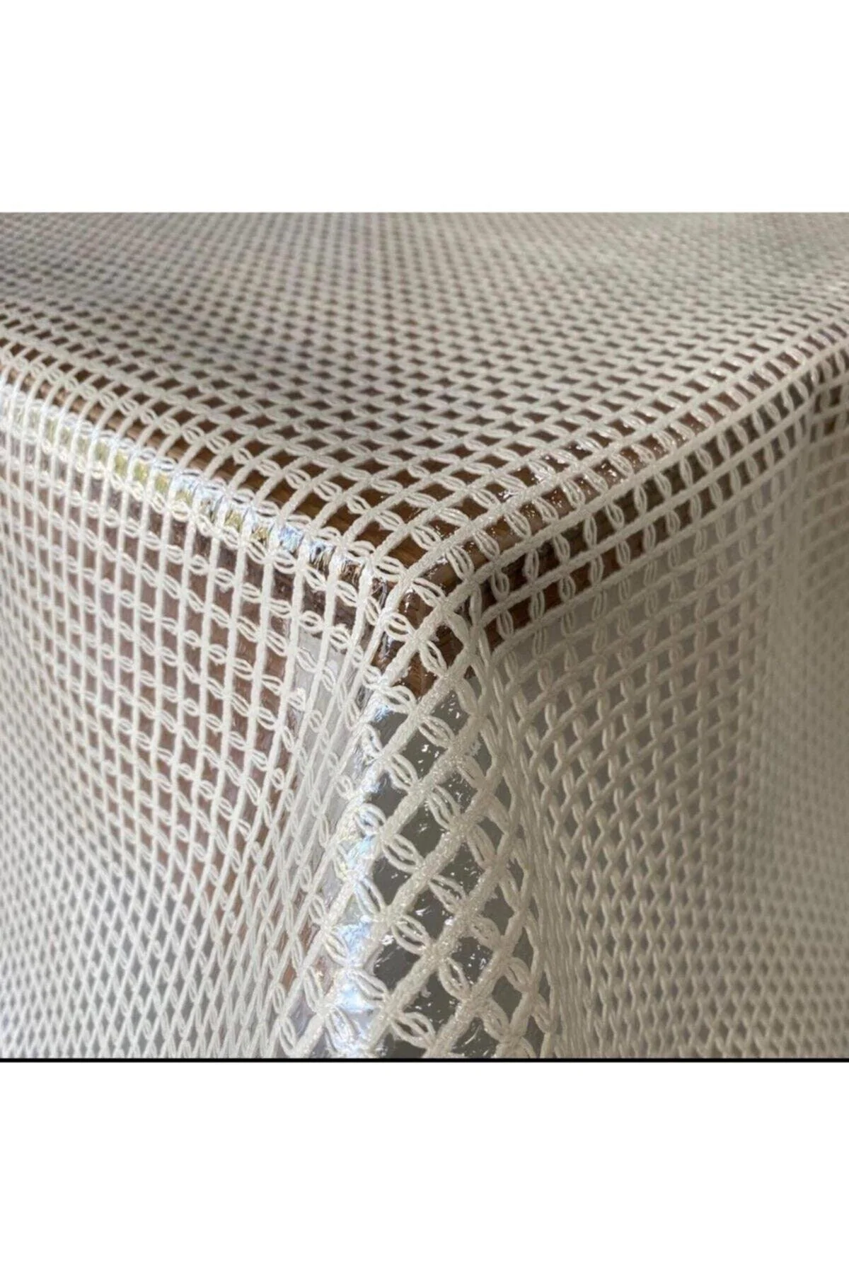 Heat-resistant PVC wicker-pattern tablecloth for elegant dining