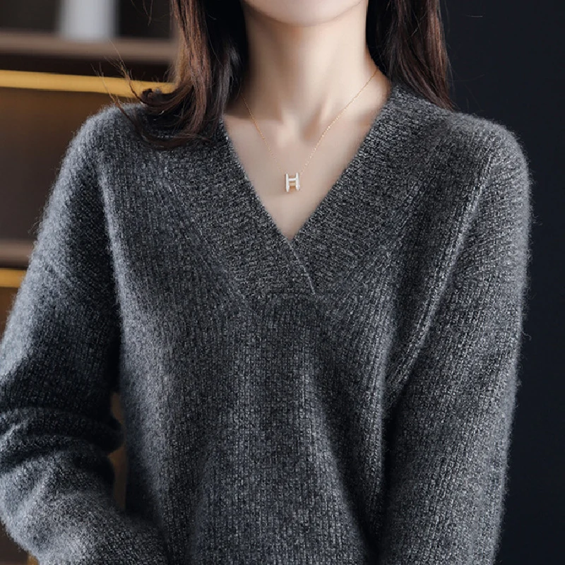 Women's Loose Solid Color and V-neck Pullover Thick Sweater