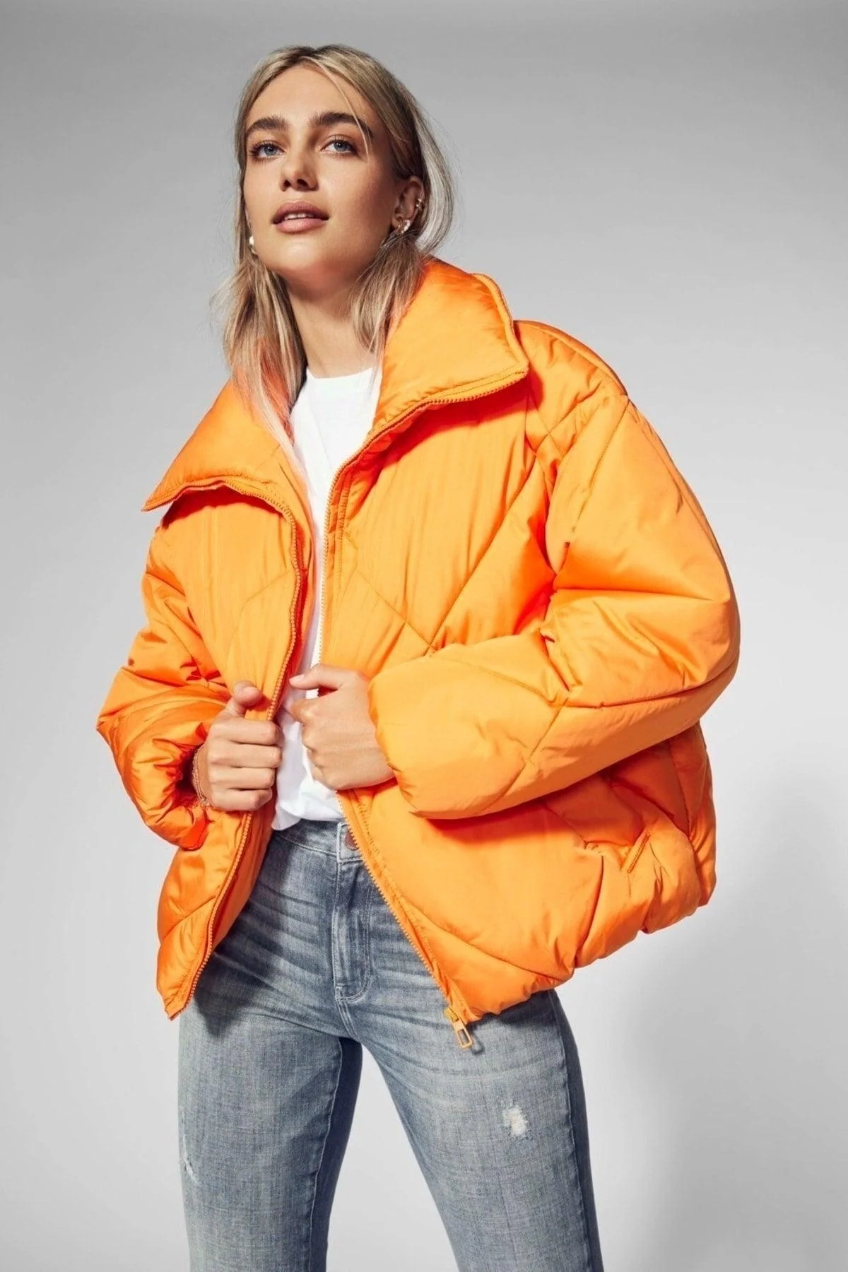 Oversized cotton polyester blend puffer jacket for women