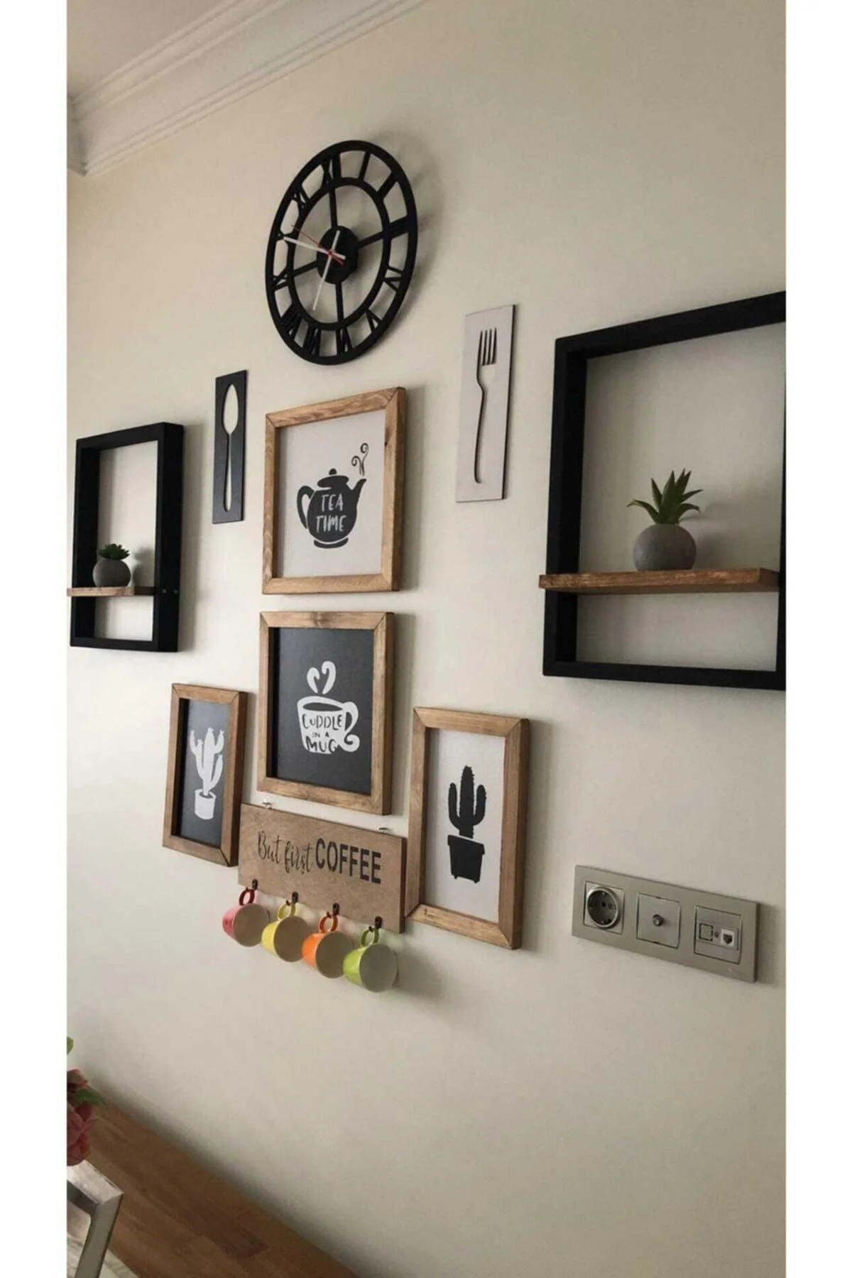 Hand-painted wooden kitchen decor set
