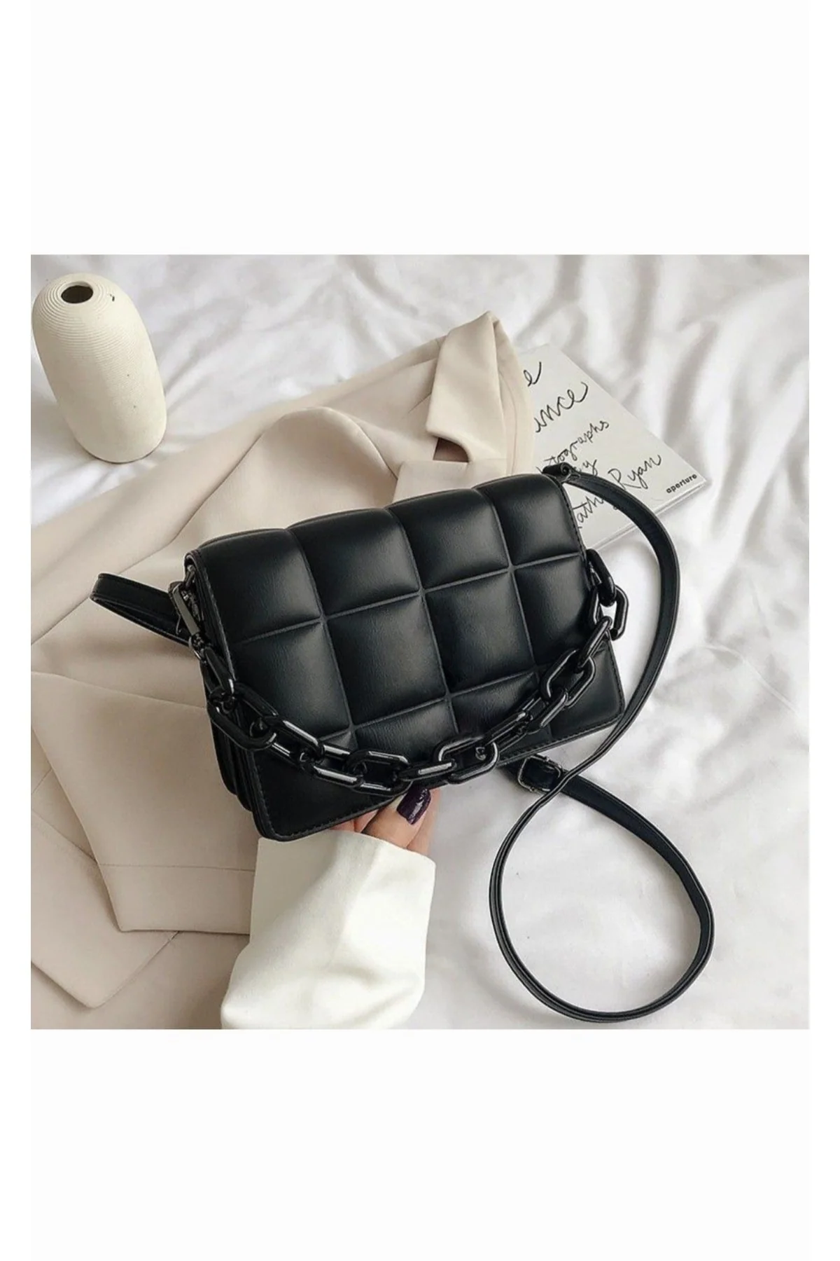 Square Leather Bag with Chain Strap and Magnetic Cover