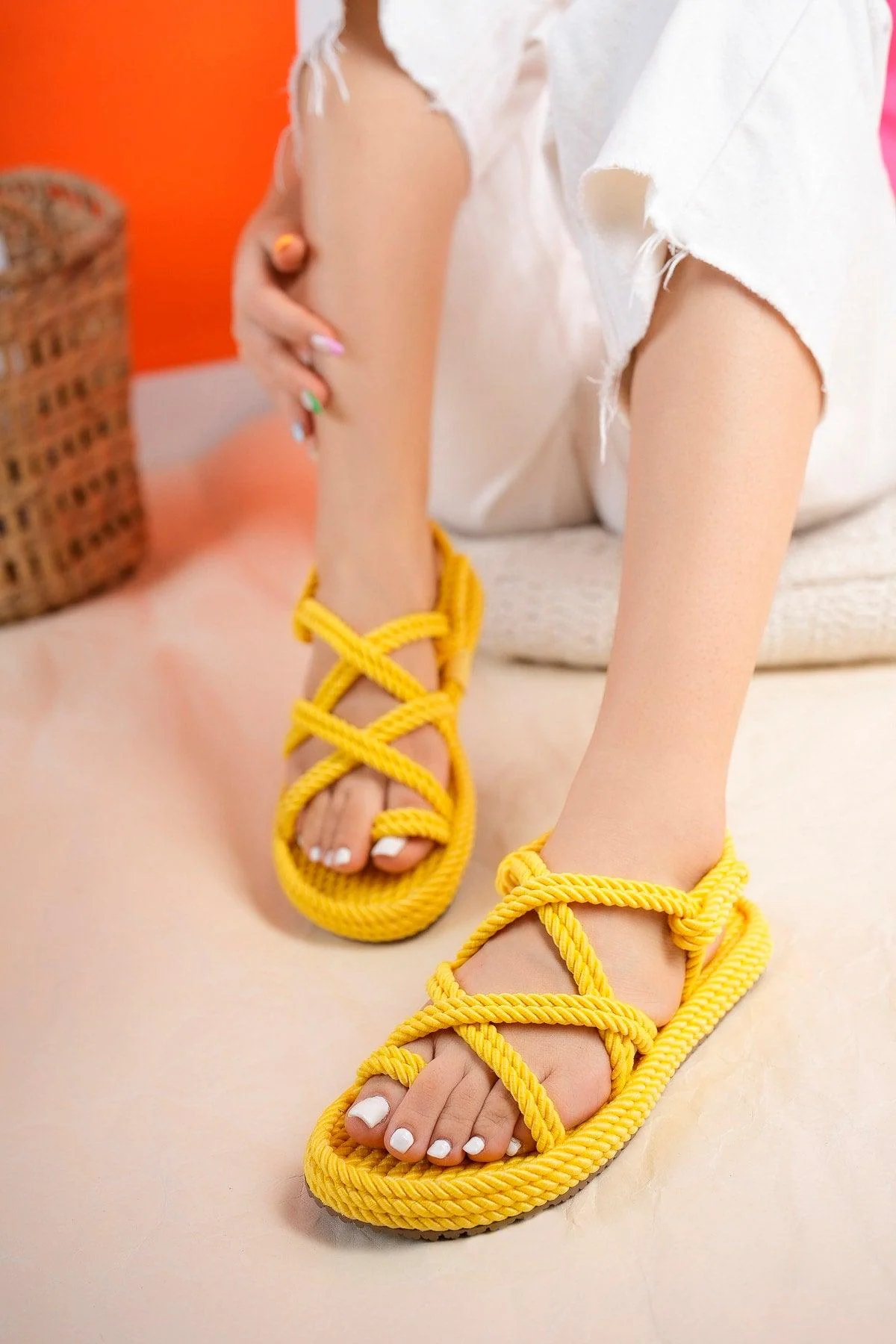 Yellow Jute Sandals with Odor-Resistant Lining